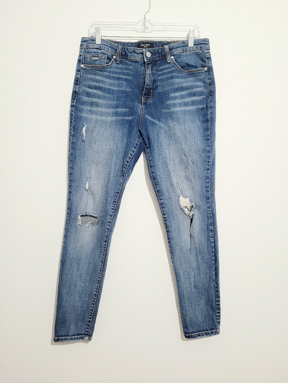 Nine West Gramercy Skinny Jeans Womens Size 12 Distressed Stretch Blue Denim - Picture 2 of 15
